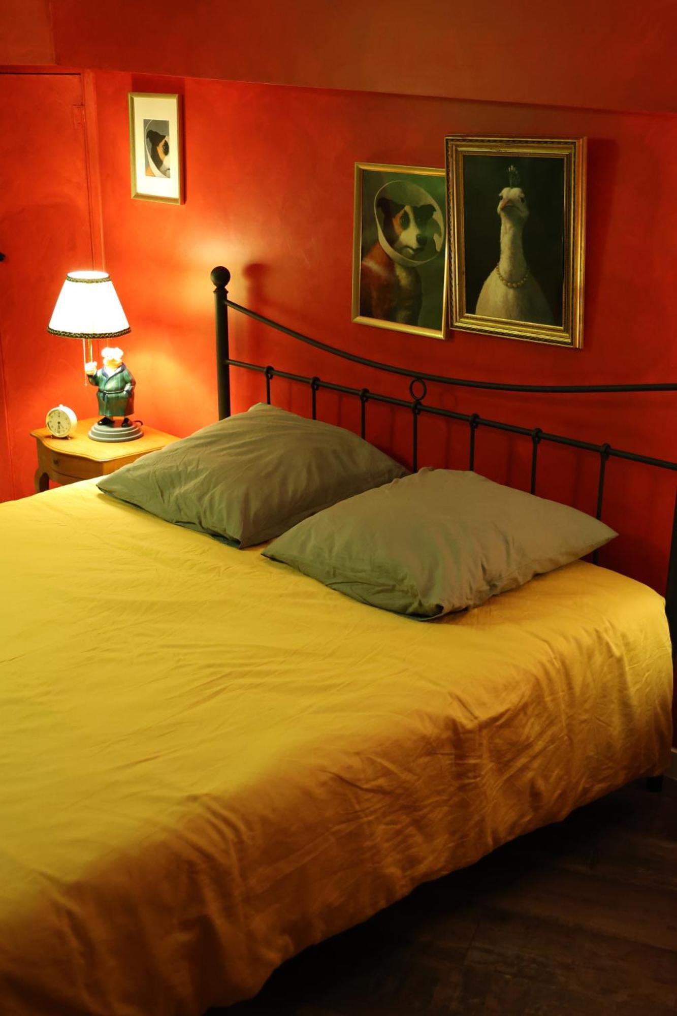 Amelie In Hidden Gem Montmartre * Parigi